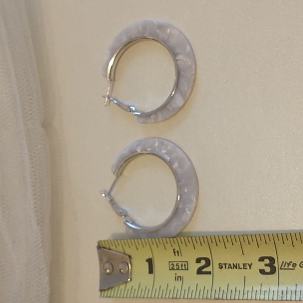 Light Gray and White Marbled Acrylic Earrings! - Picture 4 of 6
